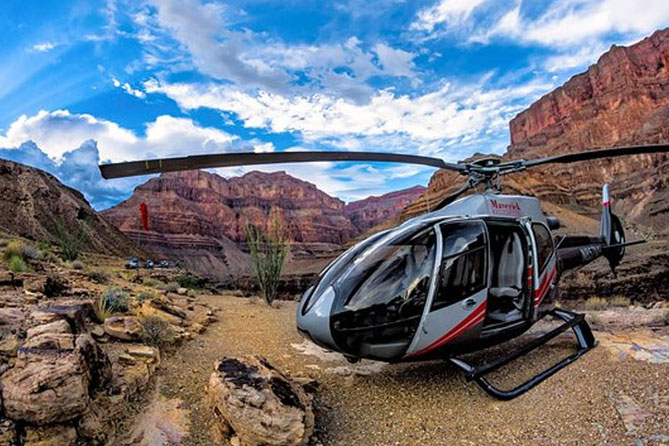 Grand-Canyon-Deluxe-Helicopter-Tour1