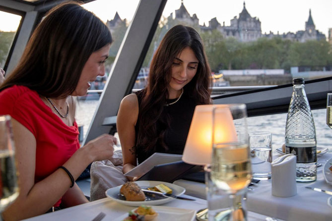 London Dinner Cruise on the Thames River