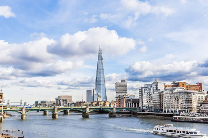 Westminster to Greenwich Sightseeing Thames Cruise in London